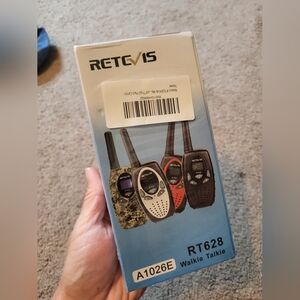 NWT retecvis RT628 camo walkie talkie PAIR
